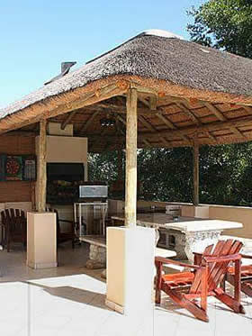 Self catering venue to socialise in Komatipoort